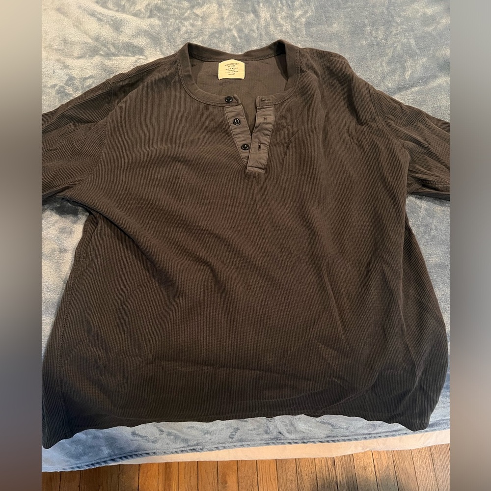 Buck Mason Lokg sleeve Henley